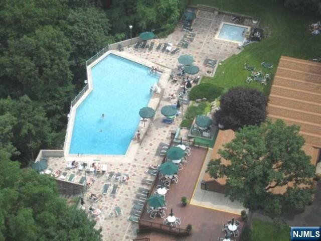 5 Horizon Road 203, Fort Lee, NJ 07024