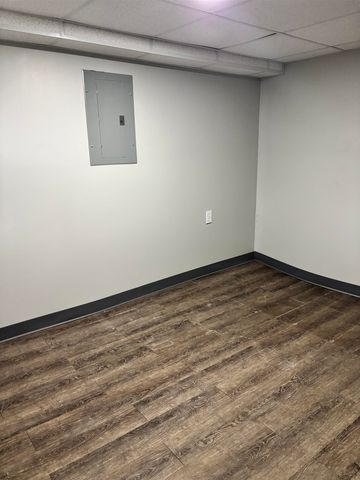 1239 S Hydraulic, Wichita, KS 67211