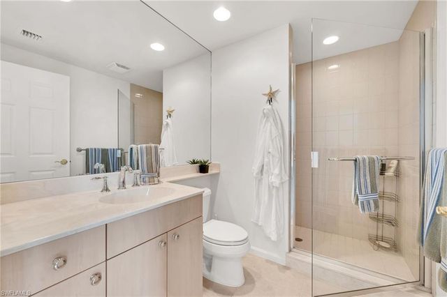 455 Cove Tower DR # 1603, Naples, FL 34110