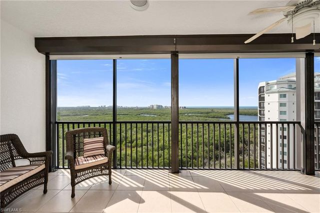 455 Cove Tower DR # 1603, Naples, FL 34110