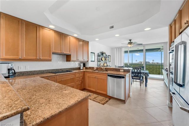 455 Cove Tower DR # 1603, Naples, FL 34110