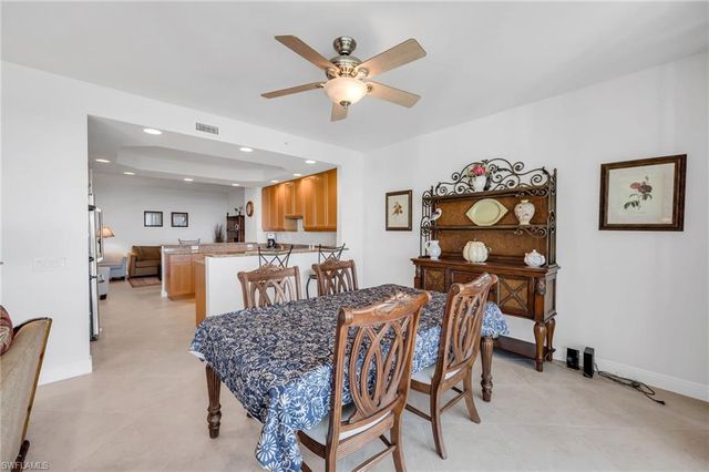 455 Cove Tower DR # 1603, Naples, FL 34110