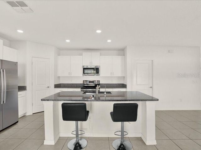 6213 BACK FORTY LOOP, Zephyrhills, FL 33541