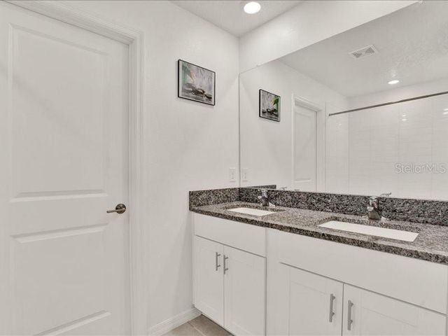 6213 BACK FORTY LOOP, Zephyrhills, FL 33541