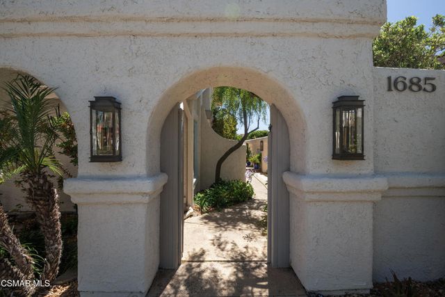 1685 Plum Hollow Circle, Westlake Village, CA 91362
