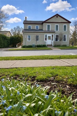 15 Sullivan Street, Cazenovia, NY 13035