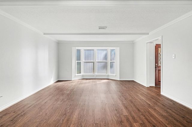 6910 Chancellor Drive, Spring, TX 77379