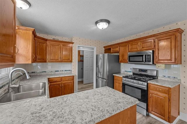 29604 W 185th Street, Gardner, KS 66030