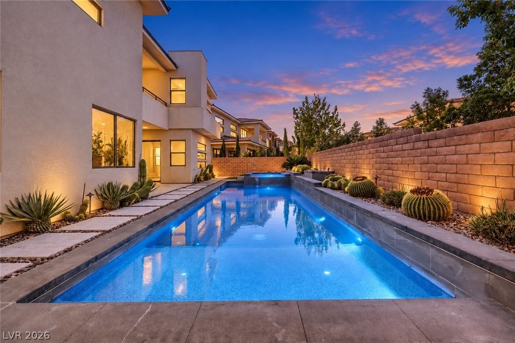 70 Grey Feather Drive, Las Vegas, NV 89135 — photo 2