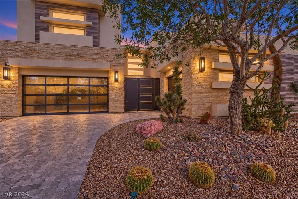 70 Grey Feather Drive, Las Vegas, NV 89135 — photo 5
