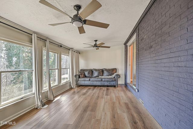 441 Skyline Drive, Gate City, VA 24251