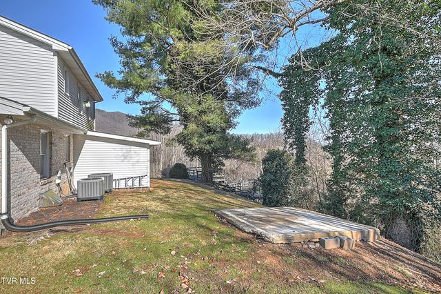441 Skyline Drive, Gate City, VA 24251