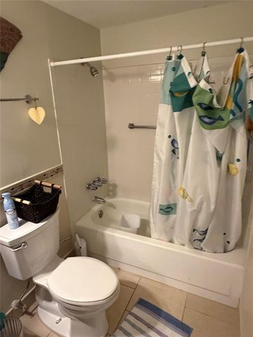 662 CIRCLEWOOD DRIVE V4, Venice, FL 34293