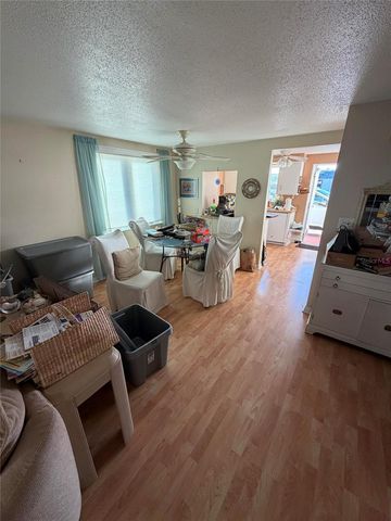 662 CIRCLEWOOD DRIVE V4, Venice, FL 34293