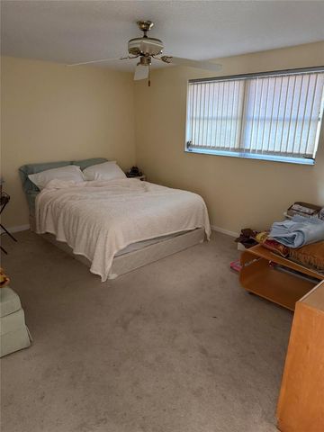 662 CIRCLEWOOD DRIVE V4, Venice, FL 34293