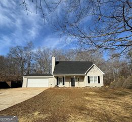 1528 Willow Gate Way, Auburn, GA 30011