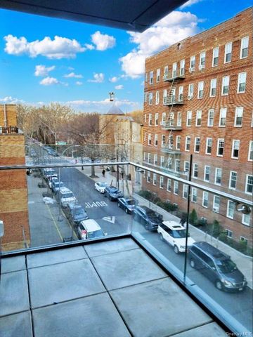 41-26 44th Street 4C, Sunnyside, NY 11104