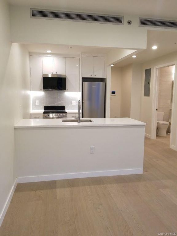 41-26 44th Street 4C, Sunnyside, NY 11104