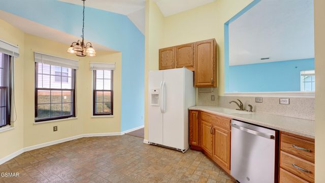 1334 Trey Vista Court, Maryville, TN 37803