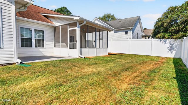 1334 Trey Vista Court, Maryville, TN 37803