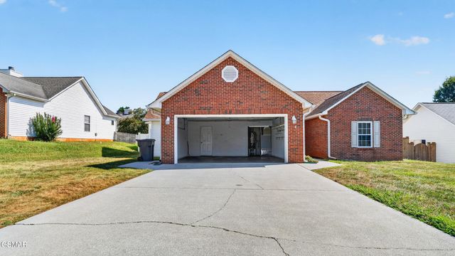 1334 Trey Vista Court, Maryville, TN 37803