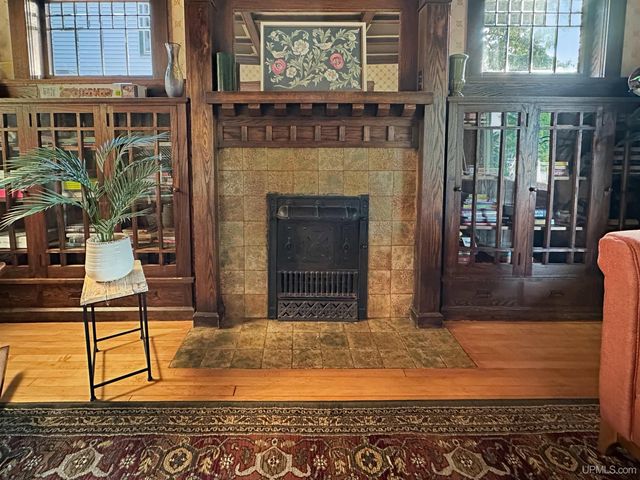 605 Ogden Avenue, Escanaba, MI 49829