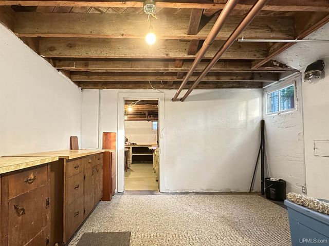 605 Ogden Avenue, Escanaba, MI 49829