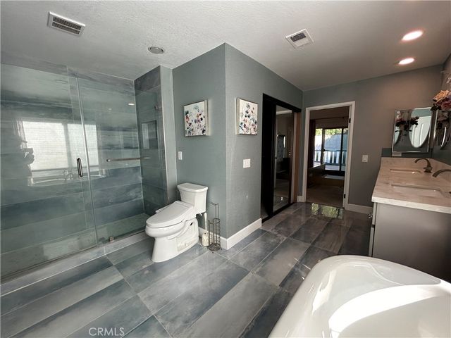 34 Mesa Ridge, Pomona, CA 91766