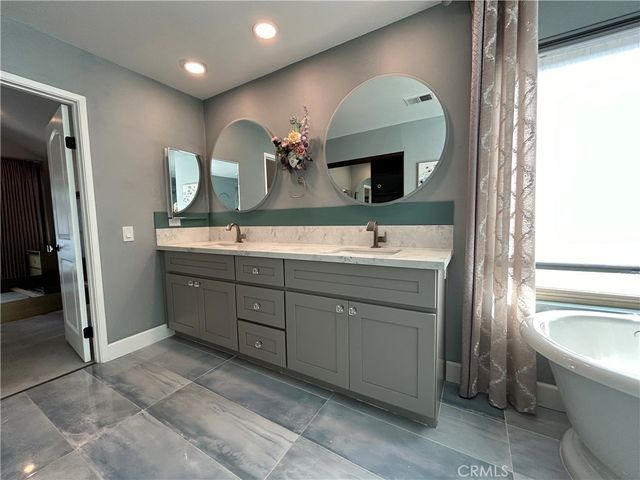 34 Mesa Ridge, Pomona, CA 91766