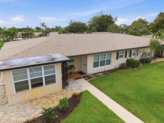 955 Circle Drive B, Delray Beach, FL 33445