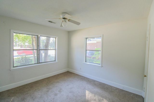 2104 Maybank Highway, Charleston, SC 29412