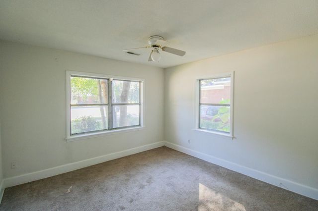 2104 Maybank Highway, Charleston, SC 29412