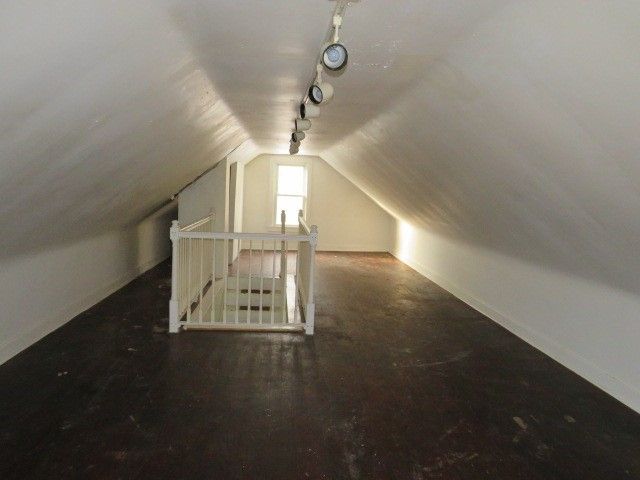 110 Good Ln, Ross Twp, PA 15237