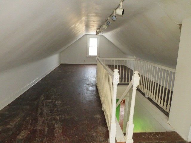 110 Good Ln, Ross Twp, PA 15237