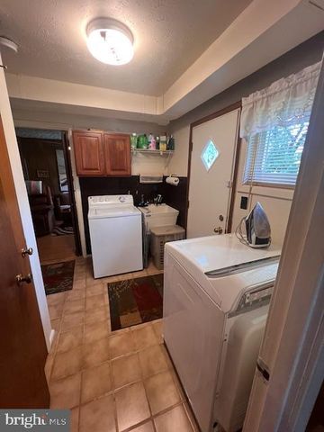 1425 BUCKNELL RD, Wilmington, DE 19803