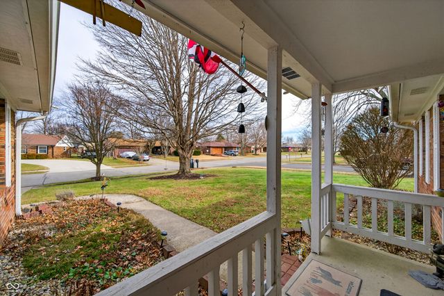 506 Galahad Drive, Franklin, IN 46131