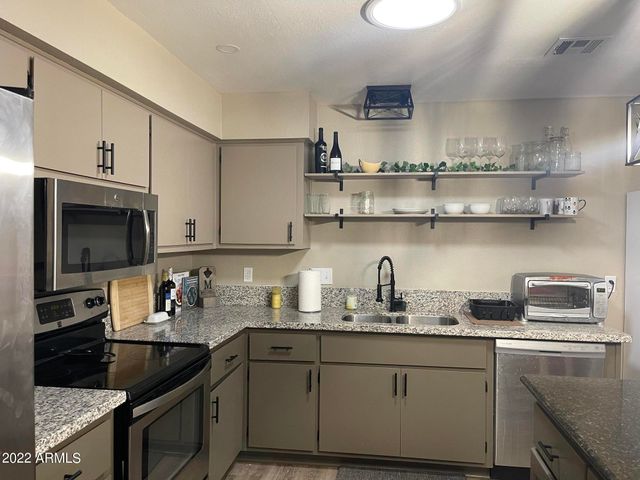 812 N 86th Place, Scottsdale, AZ 85257