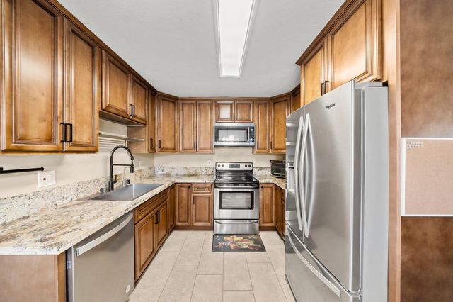 7330 Dorado St, Rio Linda, CA 95673