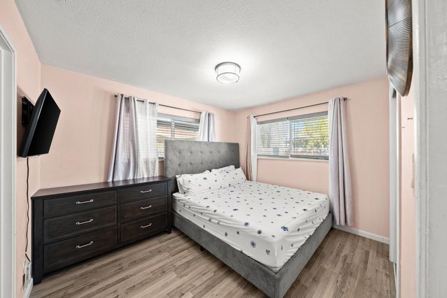 7330 Dorado St, Rio Linda, CA 95673