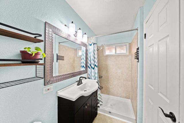 7330 Dorado St, Rio Linda, CA 95673