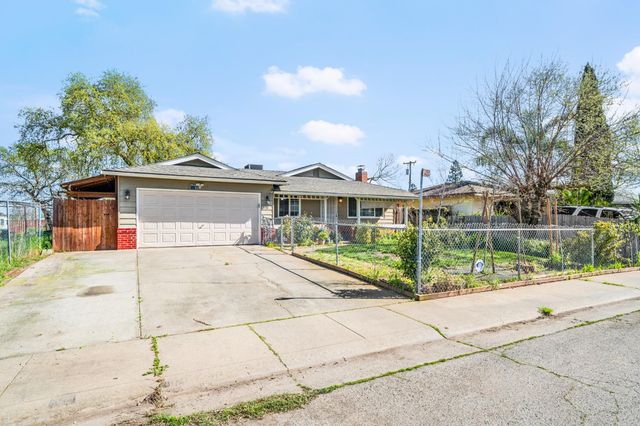 7330 Dorado St, Rio Linda, CA 95673