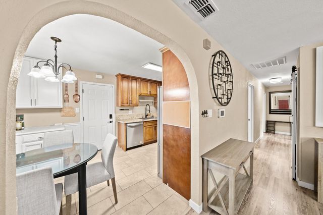 7330 Dorado St, Rio Linda, CA 95673