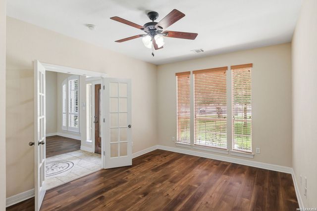 18711 Millhollow, San Antonio, TX 78258