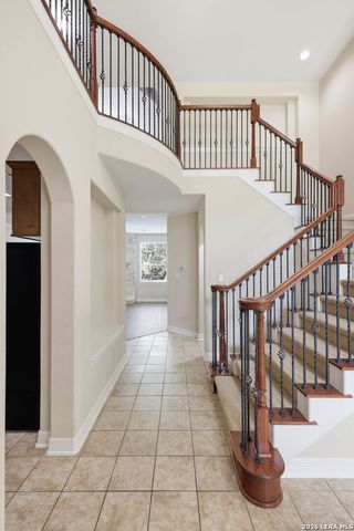 18711 Millhollow, San Antonio, TX 78258
