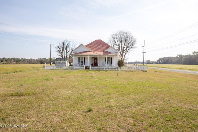 47 Enoch Road, Clinton, NC 28328