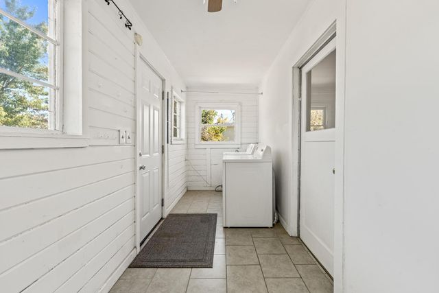 808 Main St, Roseville, CA 95678
