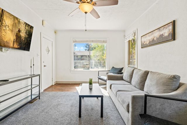 808 Main St, Roseville, CA 95678