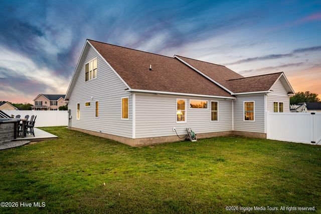 825 Ladle Drive, Greenville, NC 27858