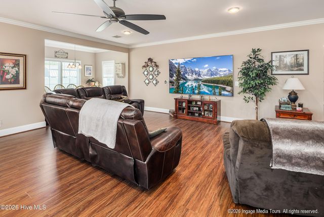 825 Ladle Drive, Greenville, NC 27858