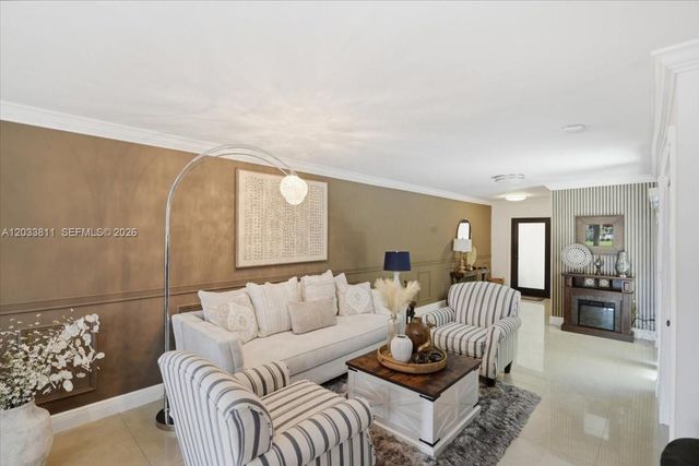 8008 SW 103rd Ave 8008, Miami, FL 33173